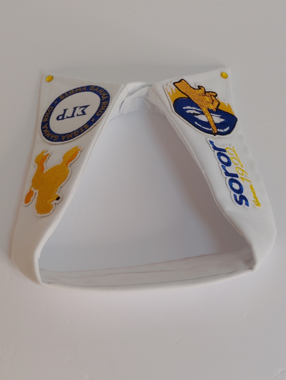 Sigma Gamma Rho White Embroidered Decorative Detachable Collar - Picture 2 of 4